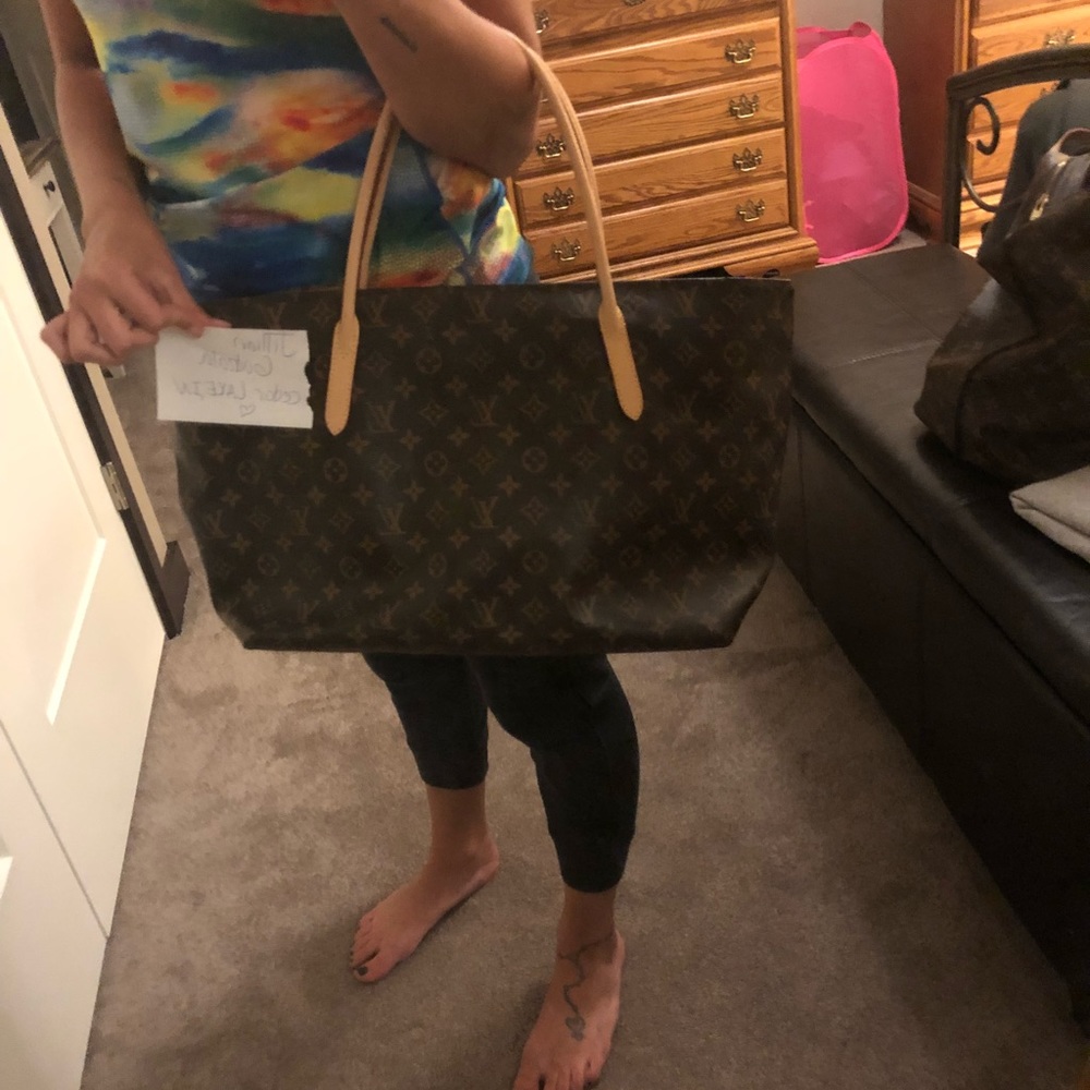 Louis Vuitton Raspail MM 20” long